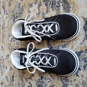 Super light weight Sorel high top sneakers